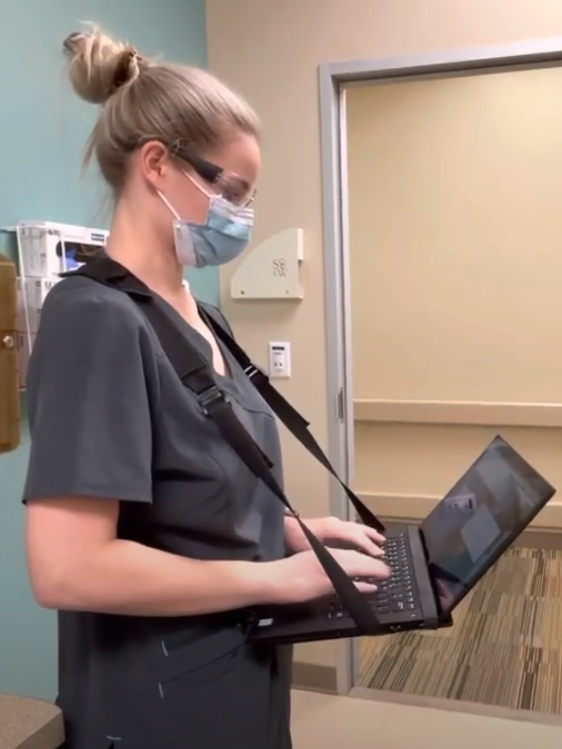 Walking online laptop holder